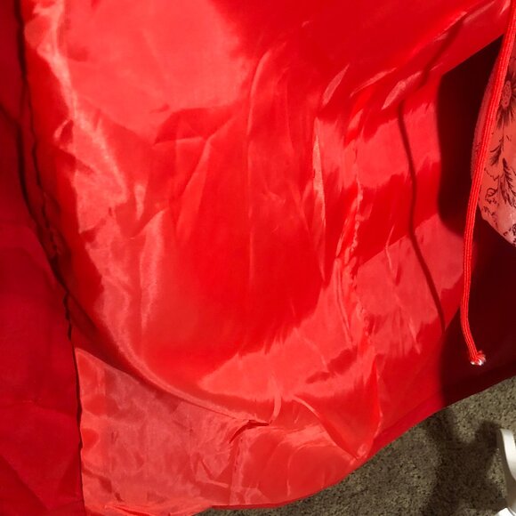 ☔️ Classic Chic Rain Jacket — Vintage Paris Design - Picture 14 of 14